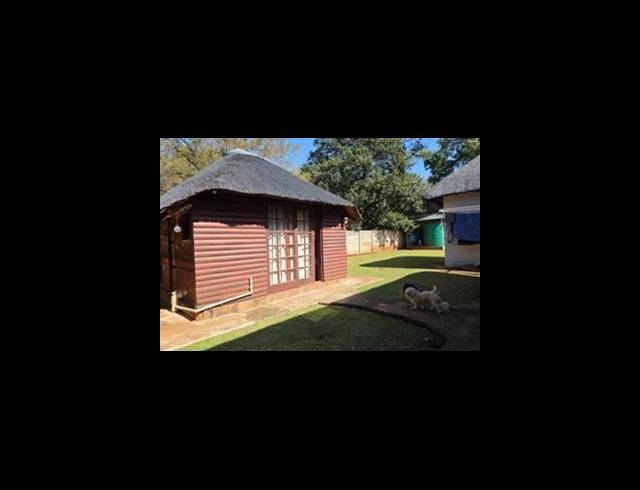 2 BEDROOM HOUSE FOR SALE IN HENLEY-ON-KLIP
